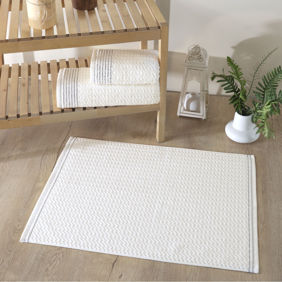 Set de bain éponge 3 pc Serviette 50x90 +70x140 ,  50x70 tapis de bain 750gr/m2 DORE BLANC