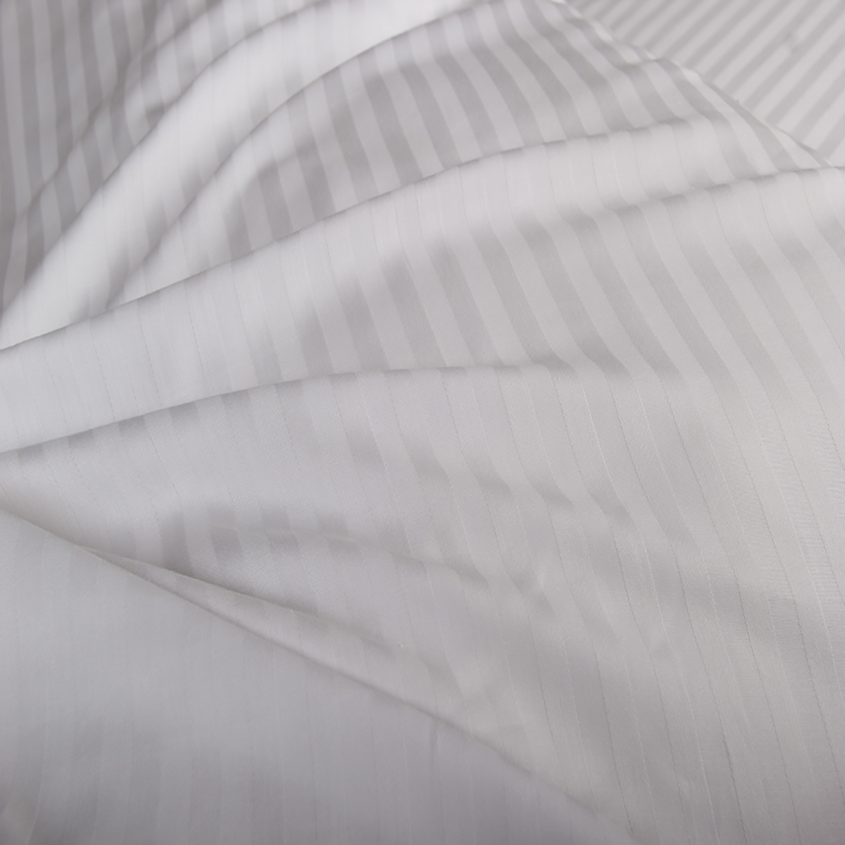 Lot de 2 Taies d'oreiller 63X63 cm satin de coton RAYURES BLANC